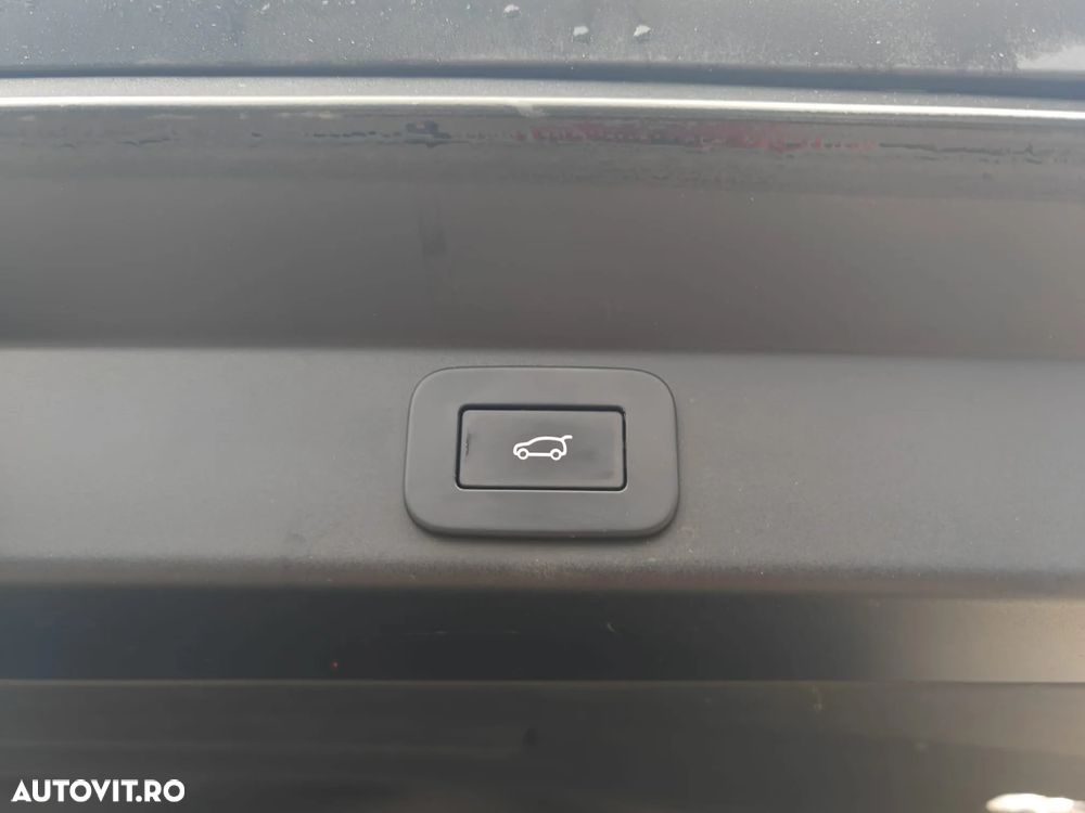 Land Rover Range Rover Sport 3.0 I6 D250 MHEV Dynamic SE - 18