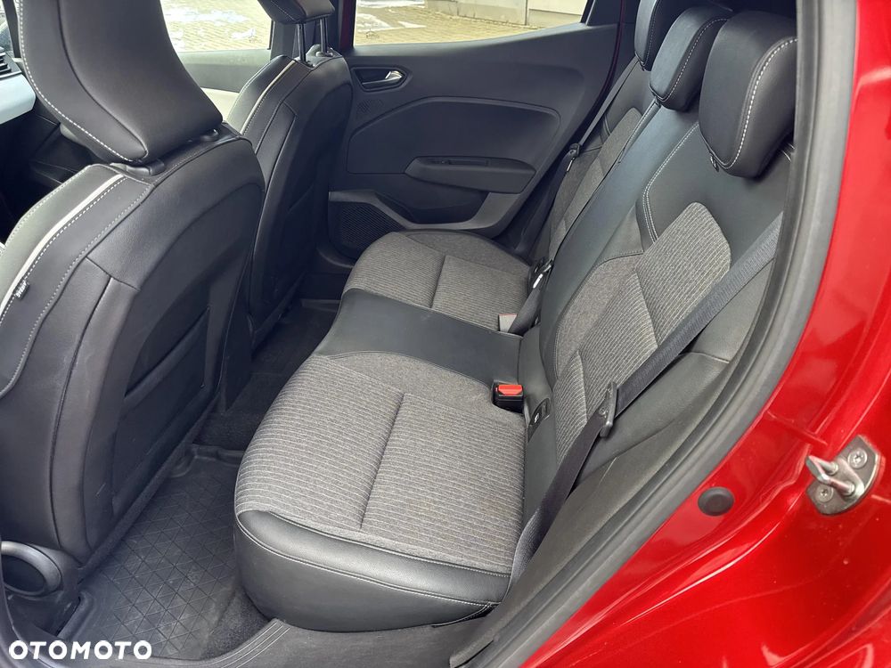 Renault Clio 1.0 TCe Techno - 19