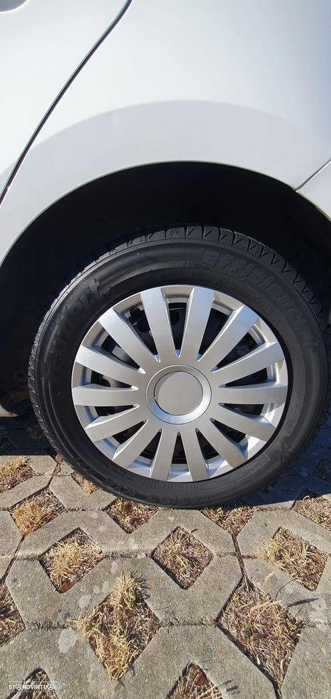 VW Up! 1.0 BlueMotion Move - 17