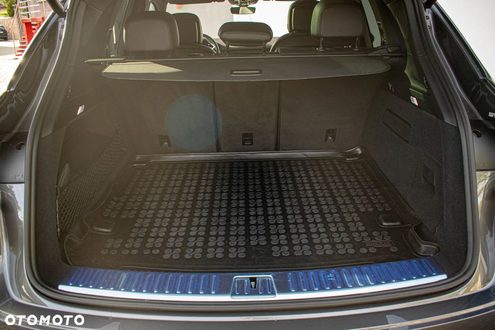 Porsche Cayenne Standard - 31