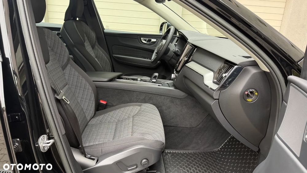 Volvo XC 60 - 30