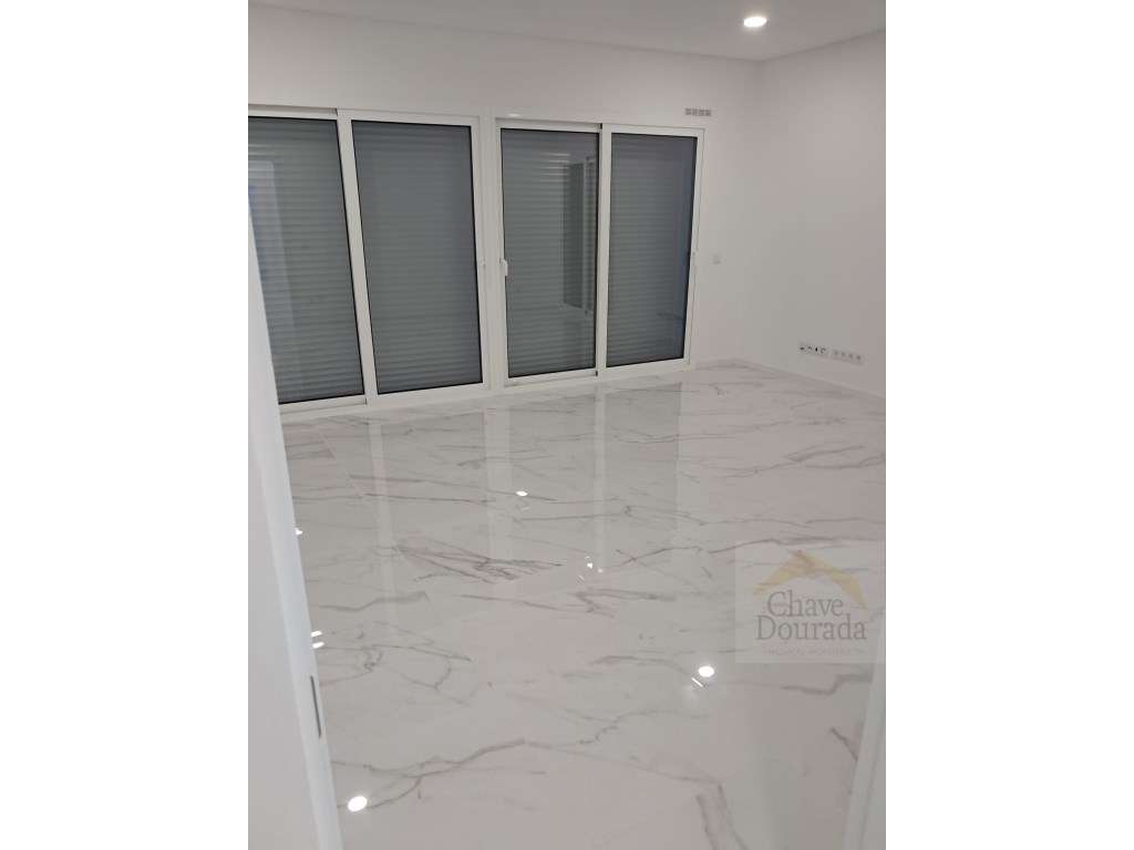 Apartamento T3 NOVO com terraço - Hospital Figueira da Foz - Grande imagem: 5/10