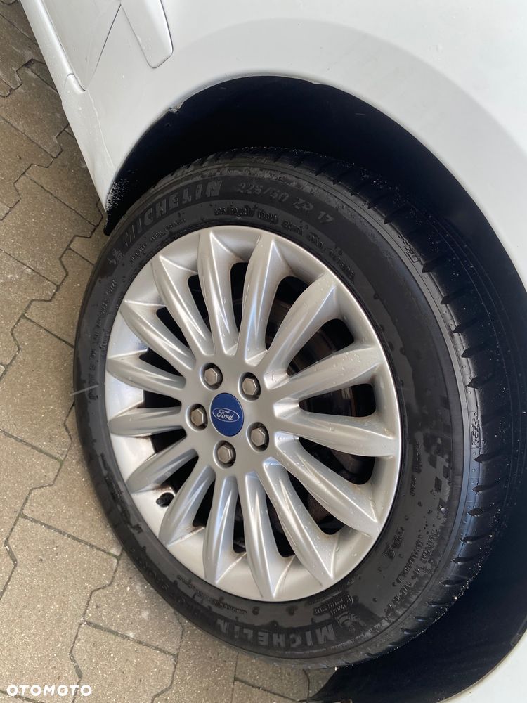 Ford Galaxy 2.0 TDCi Titanium - 18