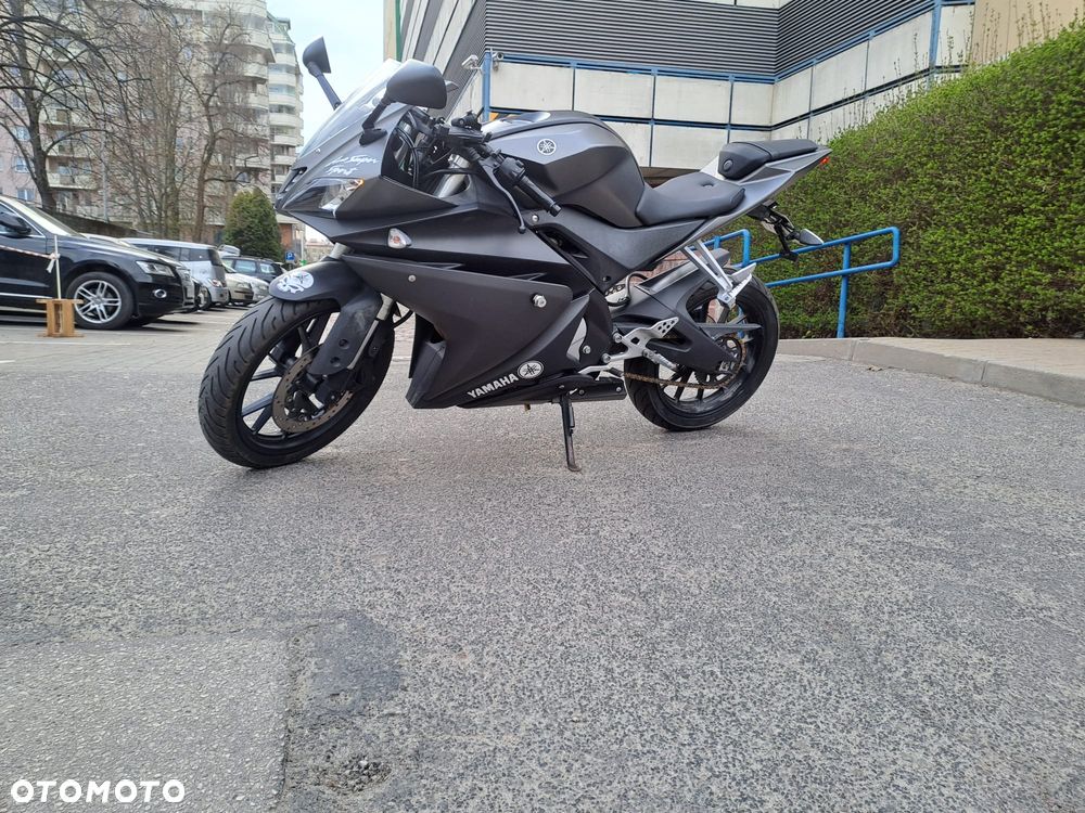 Yamaha YZF - 2