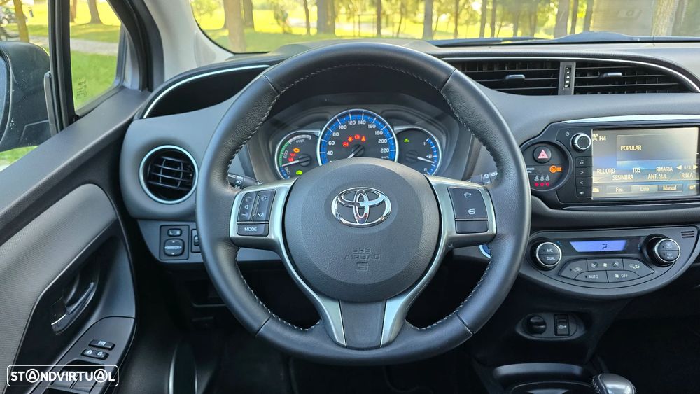Toyota Yaris 1.5 HSD Sport+P.Luxury - 38