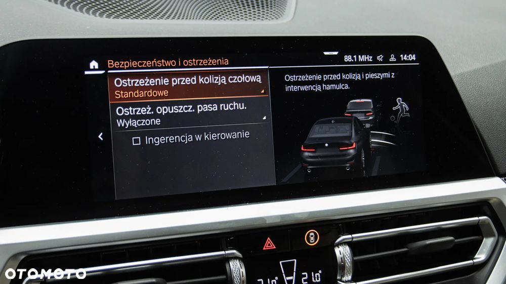 BMW Seria 3 320d M Sport - 26