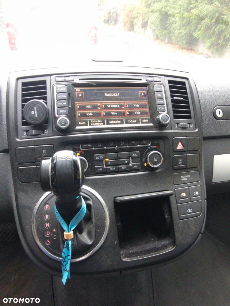 Volkswagen Multivan - 15