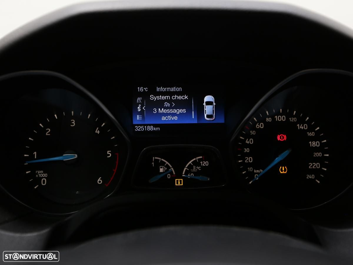 Ford Focus SW - 6