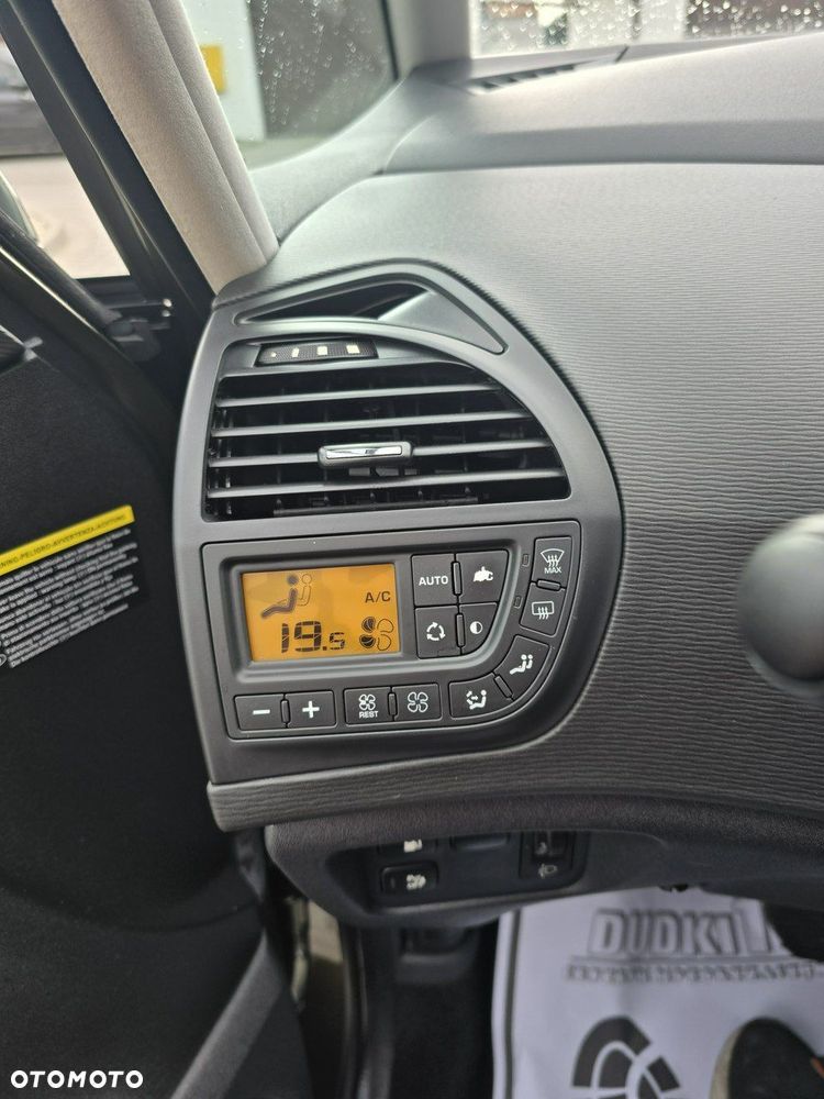 Citroën C4 Grand Picasso - 31