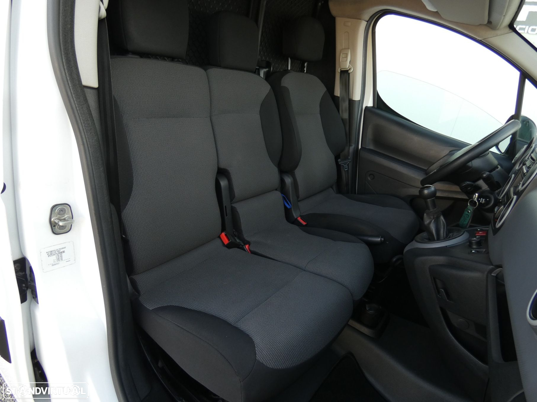 Peugeot Partner 1.6 BlueHDi L1 Premium 3L - 15