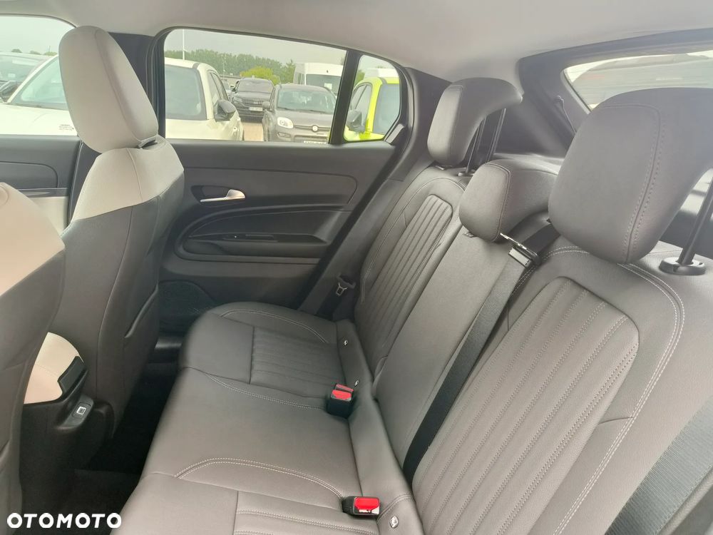 Fiat 600 1.2 Turbo La Prima - 11