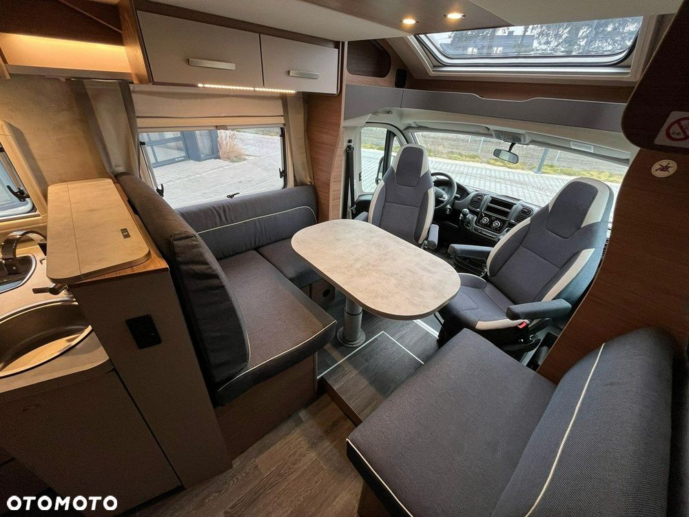 KNAUS LIVE WAVE 650 MG - 13