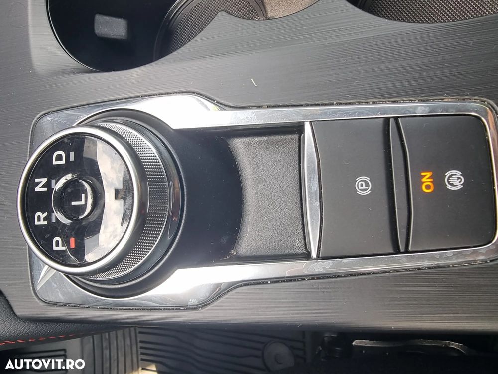 Ford Kuga 2.5 Duratec FWD PHEV ST-Line X - 20