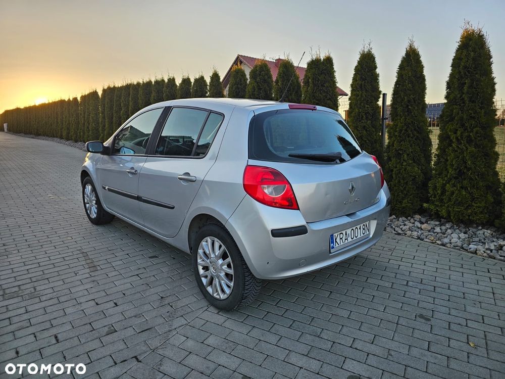 Renault Clio - 4
