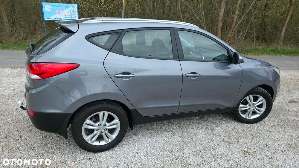 Hyundai ix35 1.6 2WD blue Trend - 11