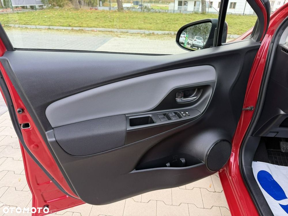 Toyota Yaris 1.33 VVT-i Executive - 14