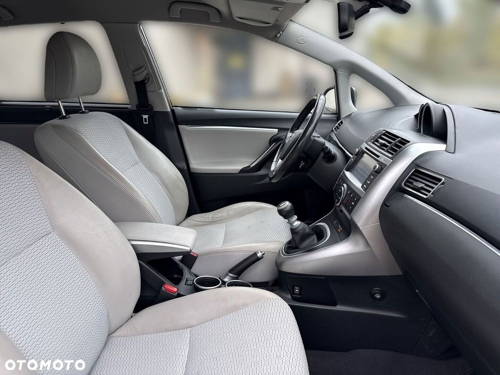 Toyota Verso 2.0 D-4D Premium 7os - 14