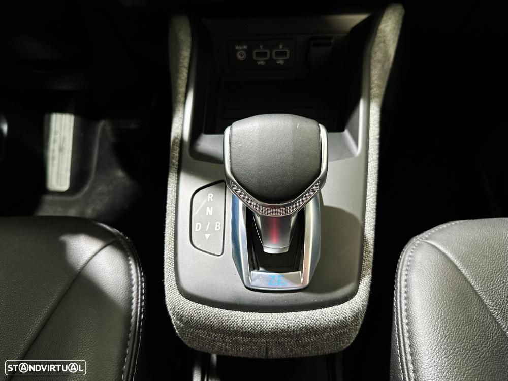 Renault Zoe (c/ Bateria) EV50 135hp Techno - 39