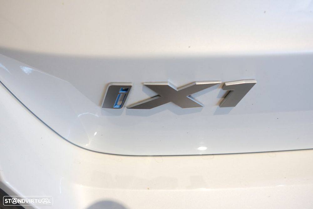 BMW iX1 xDrive30 M Sport Pack - 37