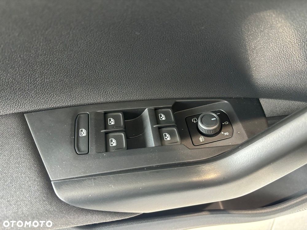 Volkswagen Polo - 13