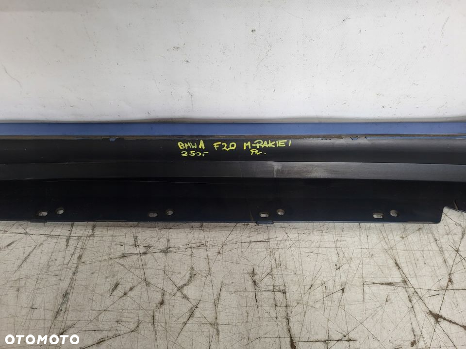 BMW 1 M-PAKIET PRÓG LISTWA PROGOWA PRAWA - 9