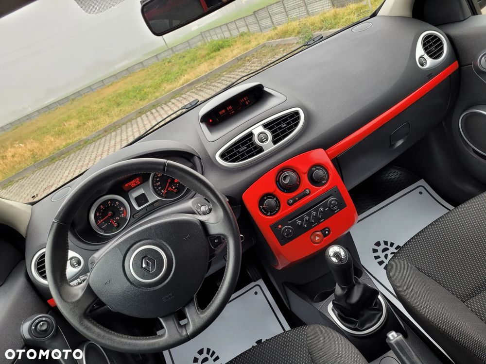 Renault Clio 1.2 16V Rip Curl - 21