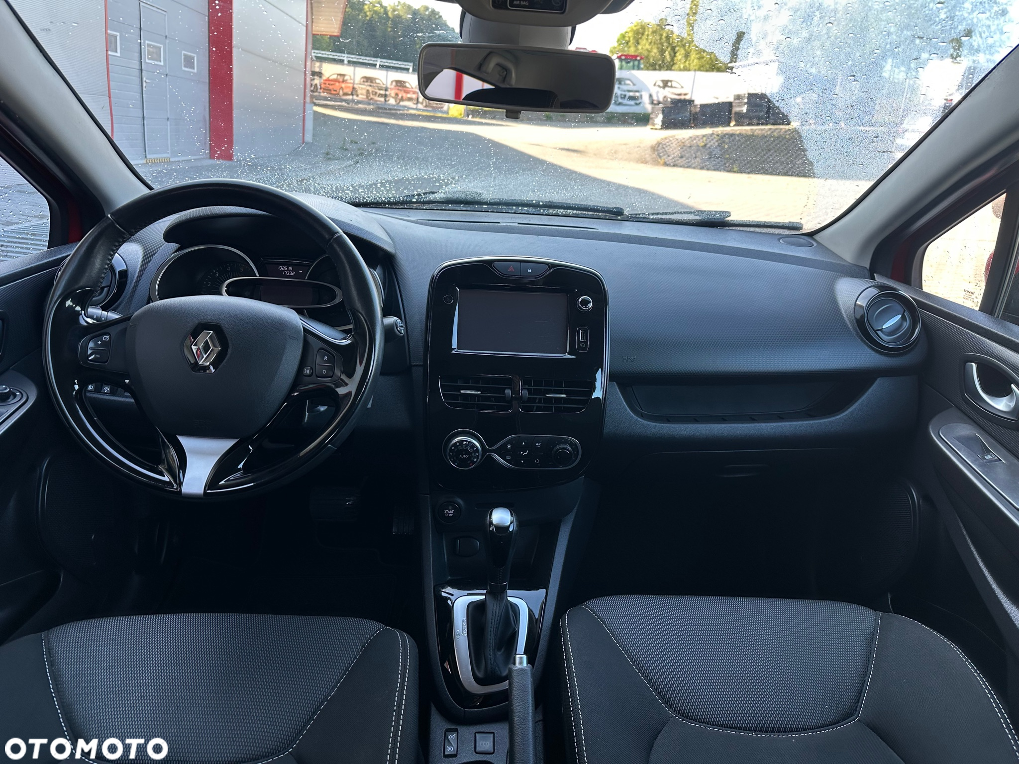 Renault Clio (Energy) dCi 90 EDC Bose Edition - 12