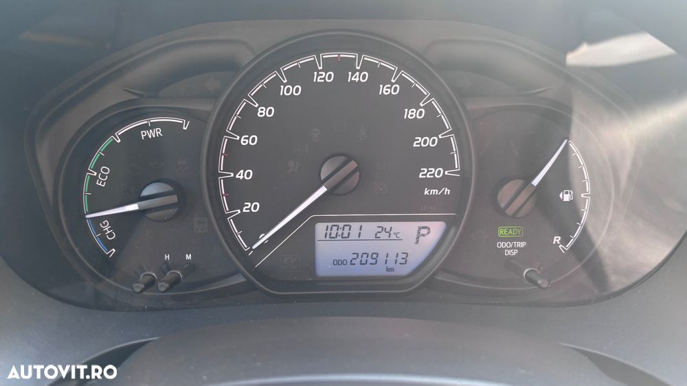 Toyota Yaris 1.5 VVT-i HSD Luna - 3