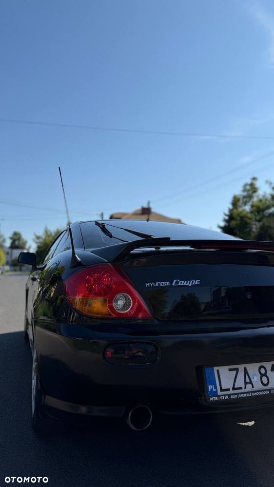 Hyundai Coupe - 4