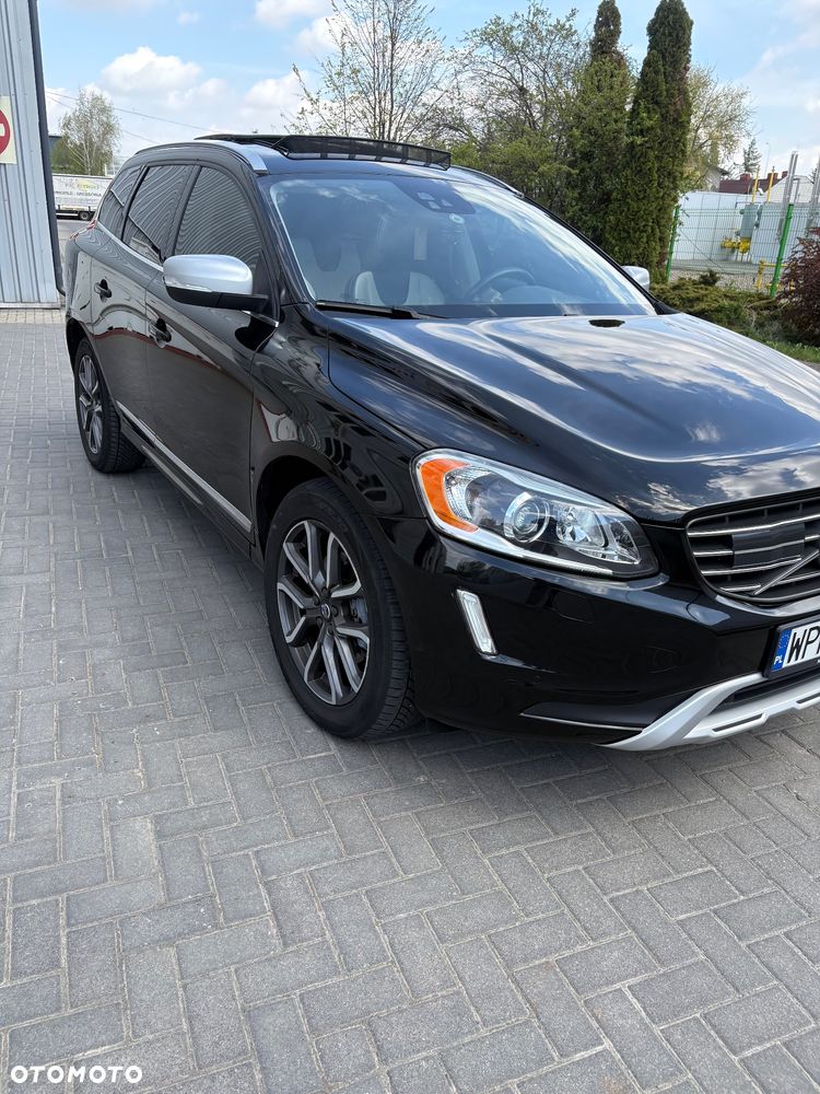 Volvo XC 60 T6 AWD Geartronic Momentum - 1