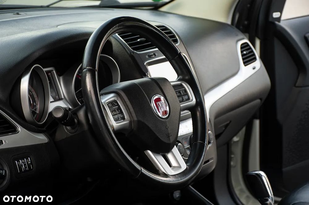 Fiat Freemont 2.0 Multijet 16V DPF Automatik Allrad Lounge - 32