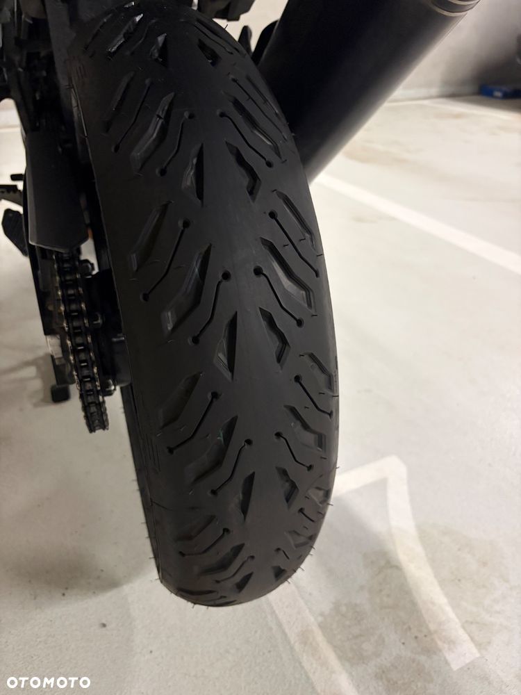 KTM Adventure - 14