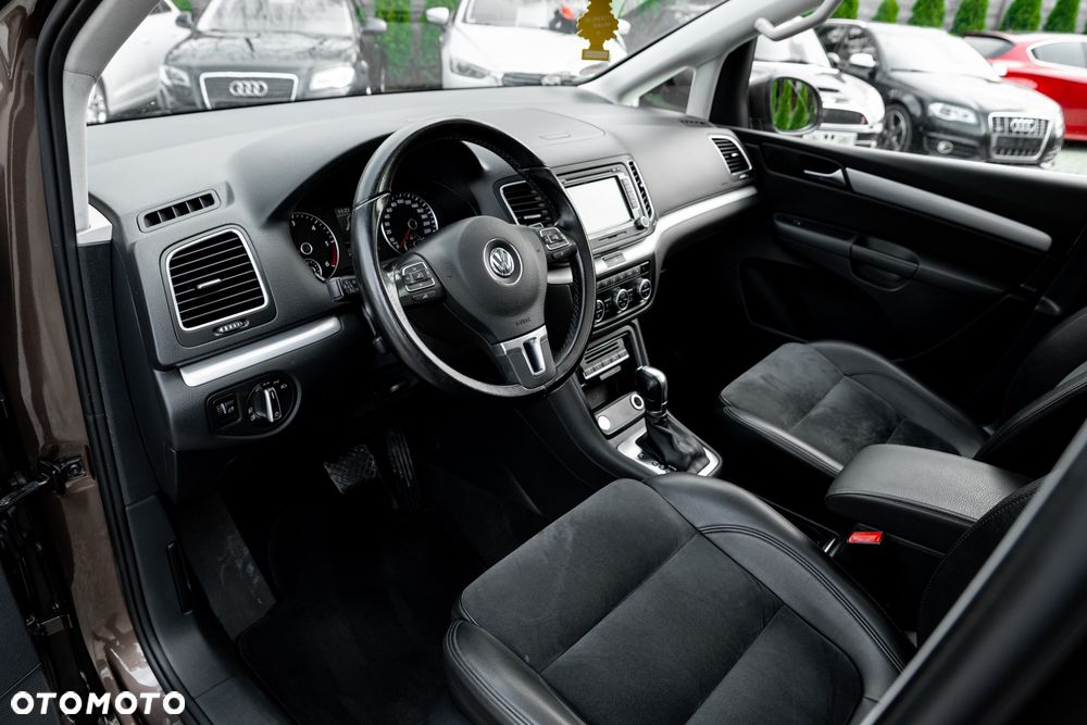Volkswagen Sharan 2.0 TDI Highline DSG - 16