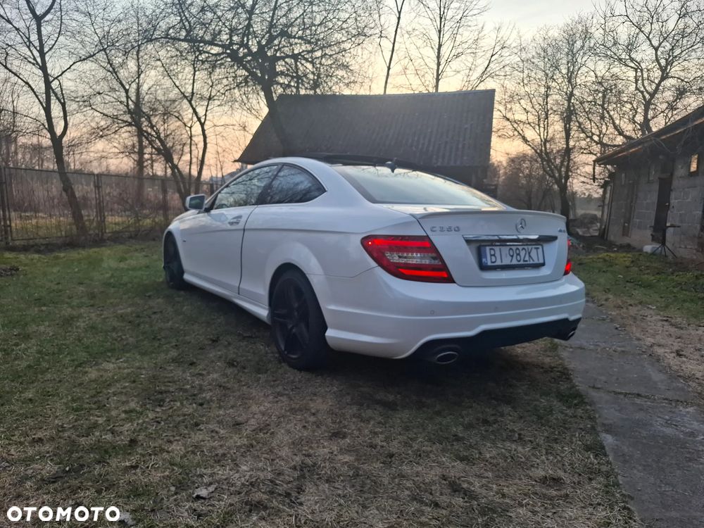 Mercedes-Benz Klasa C 350 (BlueEFFICIENCY) 7G-TRONIC - 4