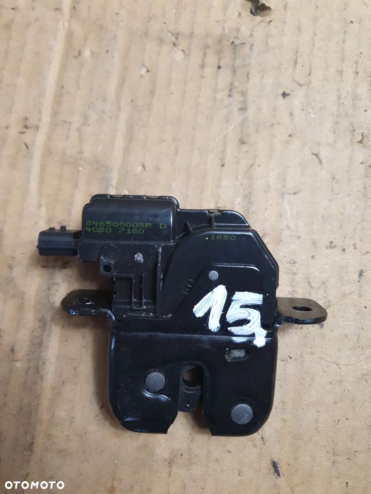 } ZAMEK KLAPY SCENIC III LIFT 846300003R - 1