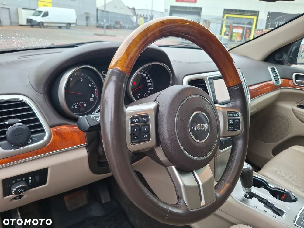 Jeep Grand Cherokee 3.0 CRD Overland Summit - 24