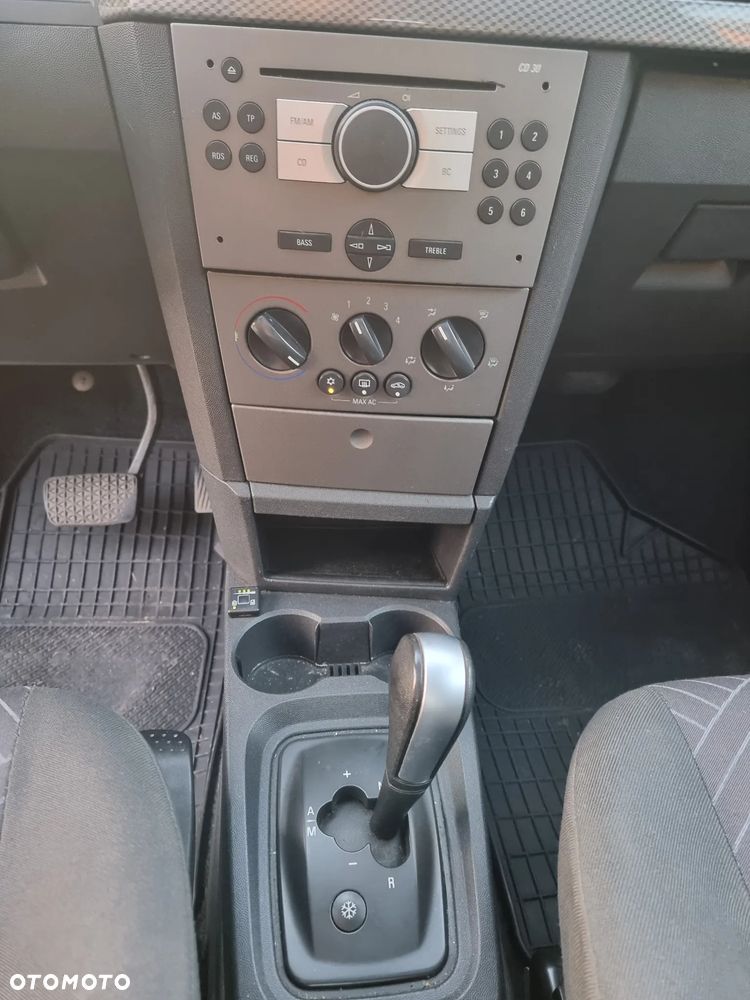 Opel Meriva - 9
