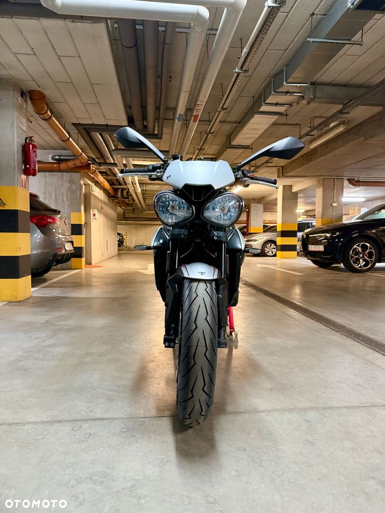 Triumph Street Triple - 3