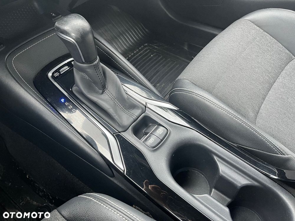Toyota Corolla 2.0 Hybrid Comfort - 15