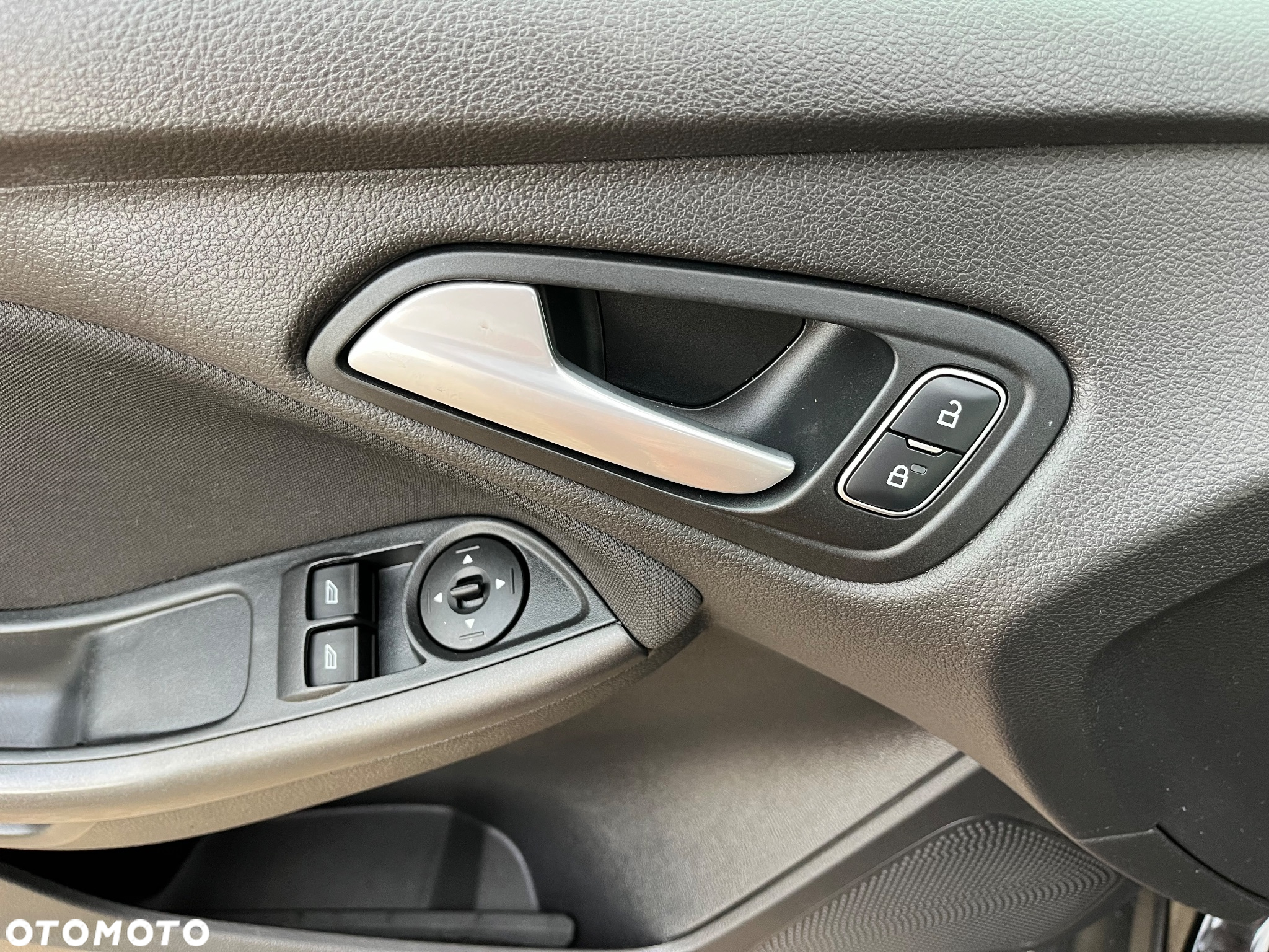 Ford Focus - 18