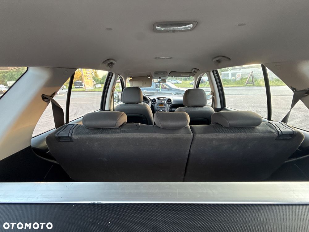 Kia Carens 2.0 CRDi Freedom - 20