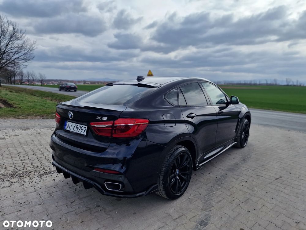 BMW X6 xDrive40d - 10