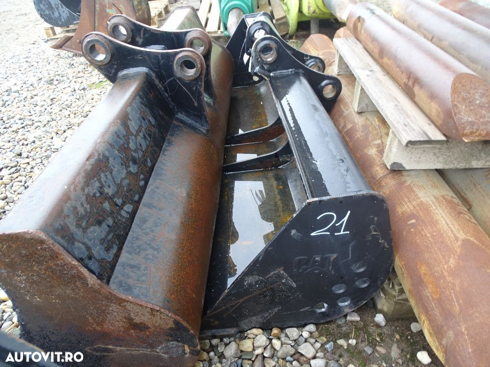 Cupa taluz pentru excavatoare , pe stoc diferite dimensiuni - 7