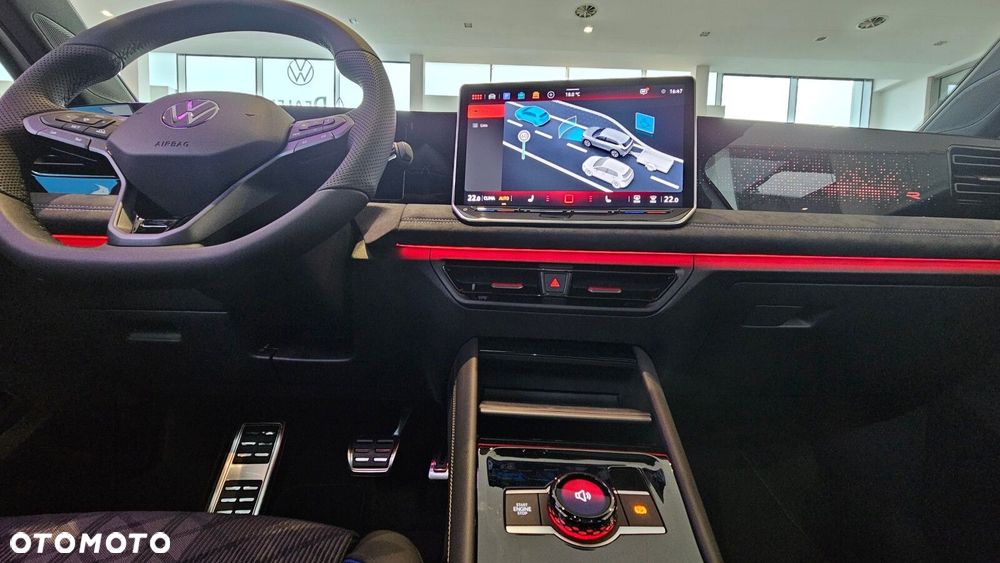 Volkswagen Tiguan - 32