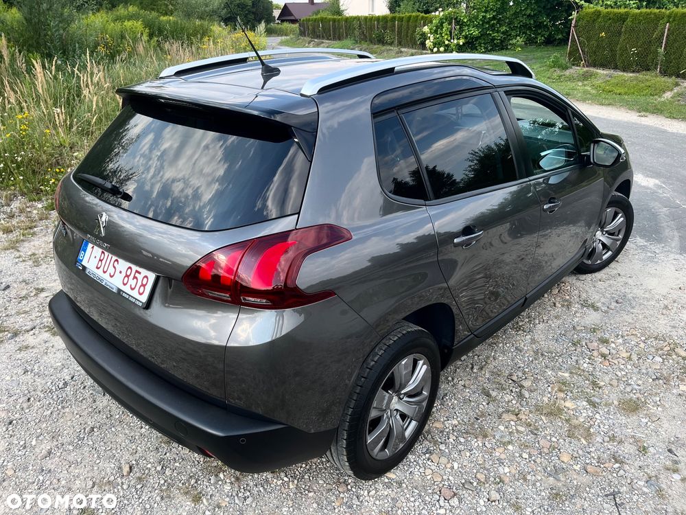 Peugeot 2008 - 8