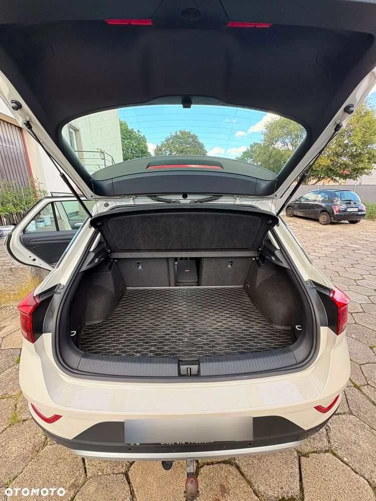 Volkswagen T-Roc - 10