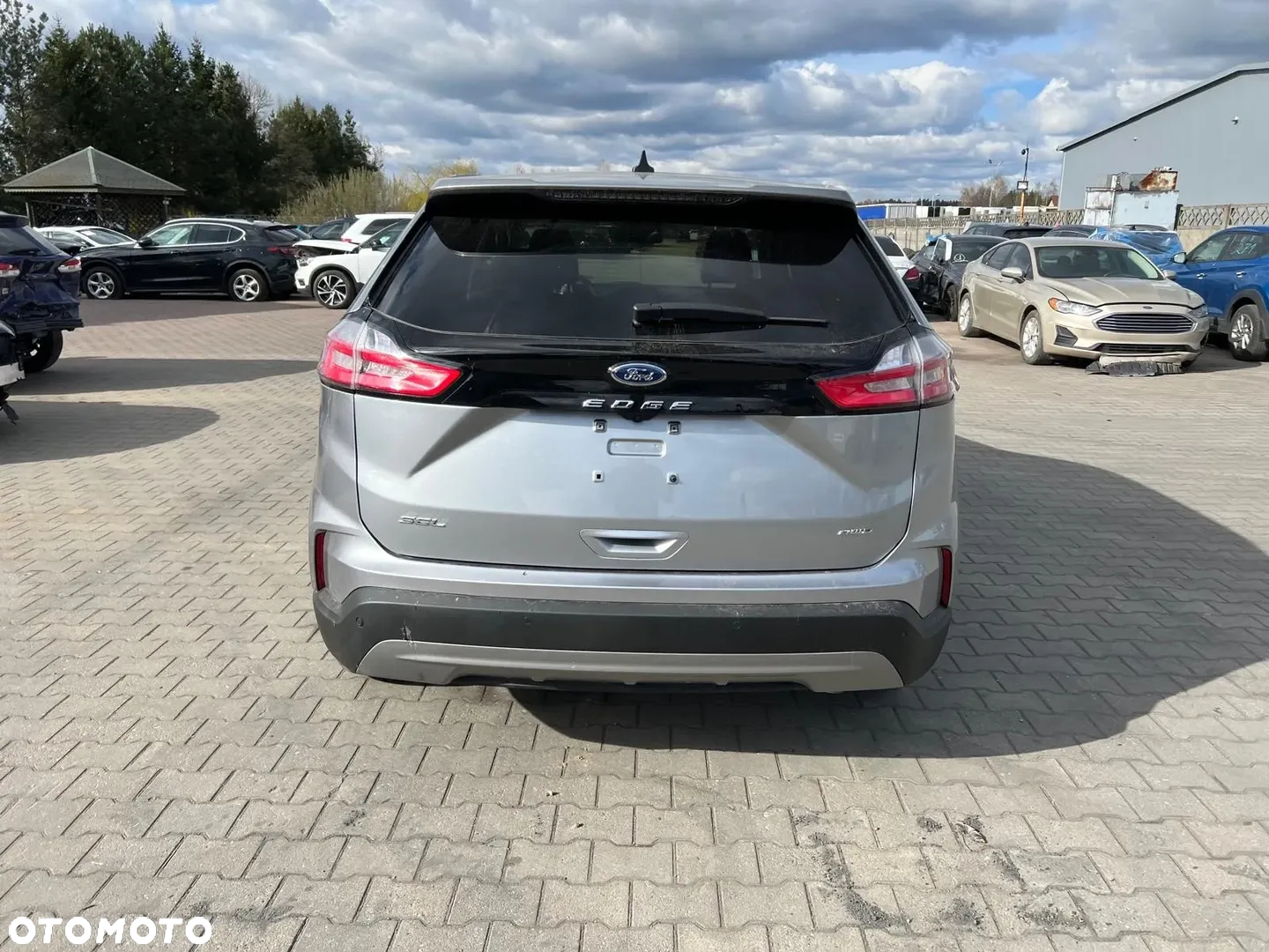 Ford Edge - 3