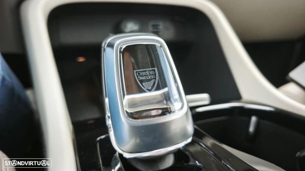 Volvo XC 40 1.5 T4 PHEV Plus Dark - 49