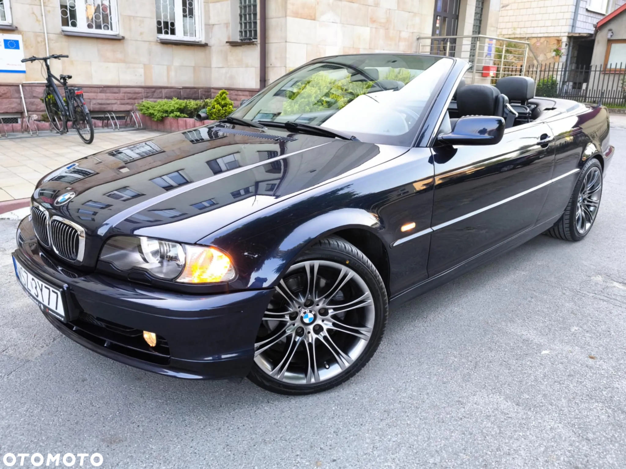 BMW Seria 3 323i - 23