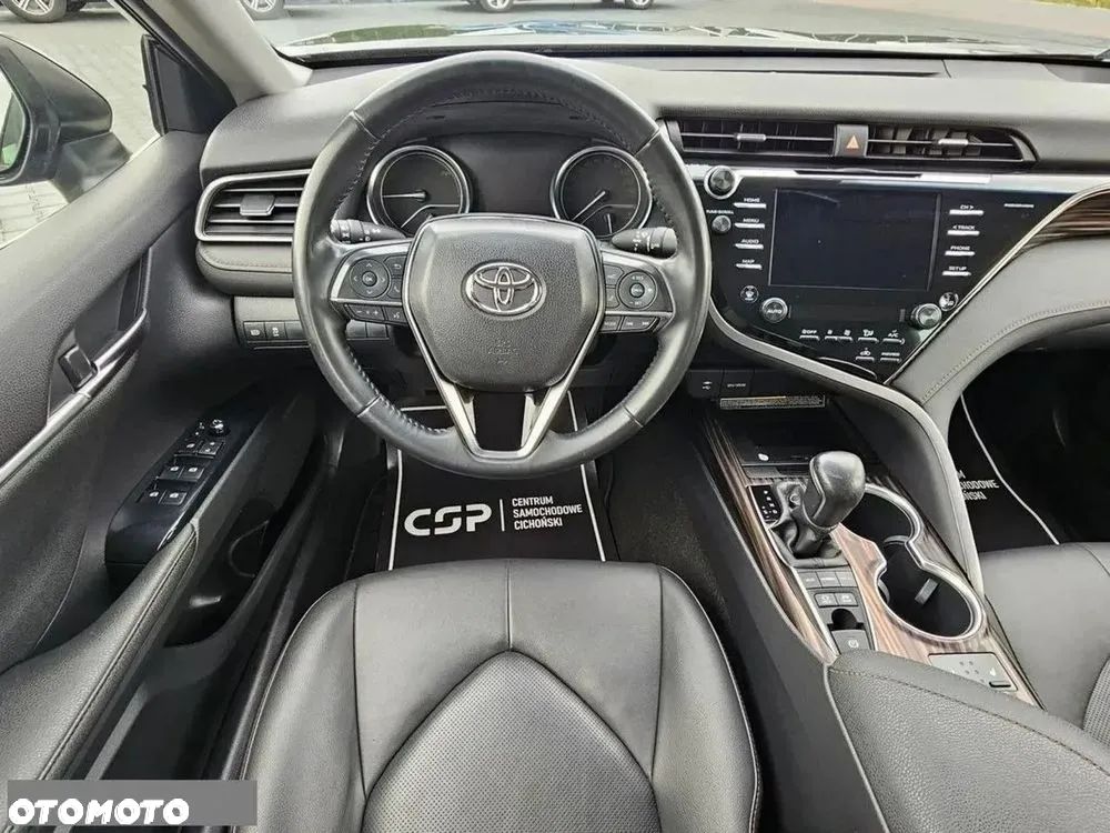 Toyota Camry 2.5 Hybrid Prestige CVT - 18